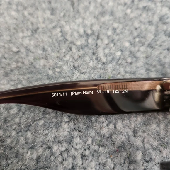 Coach Dark Purple Sunglasses With Logo - Picture 7 of 8